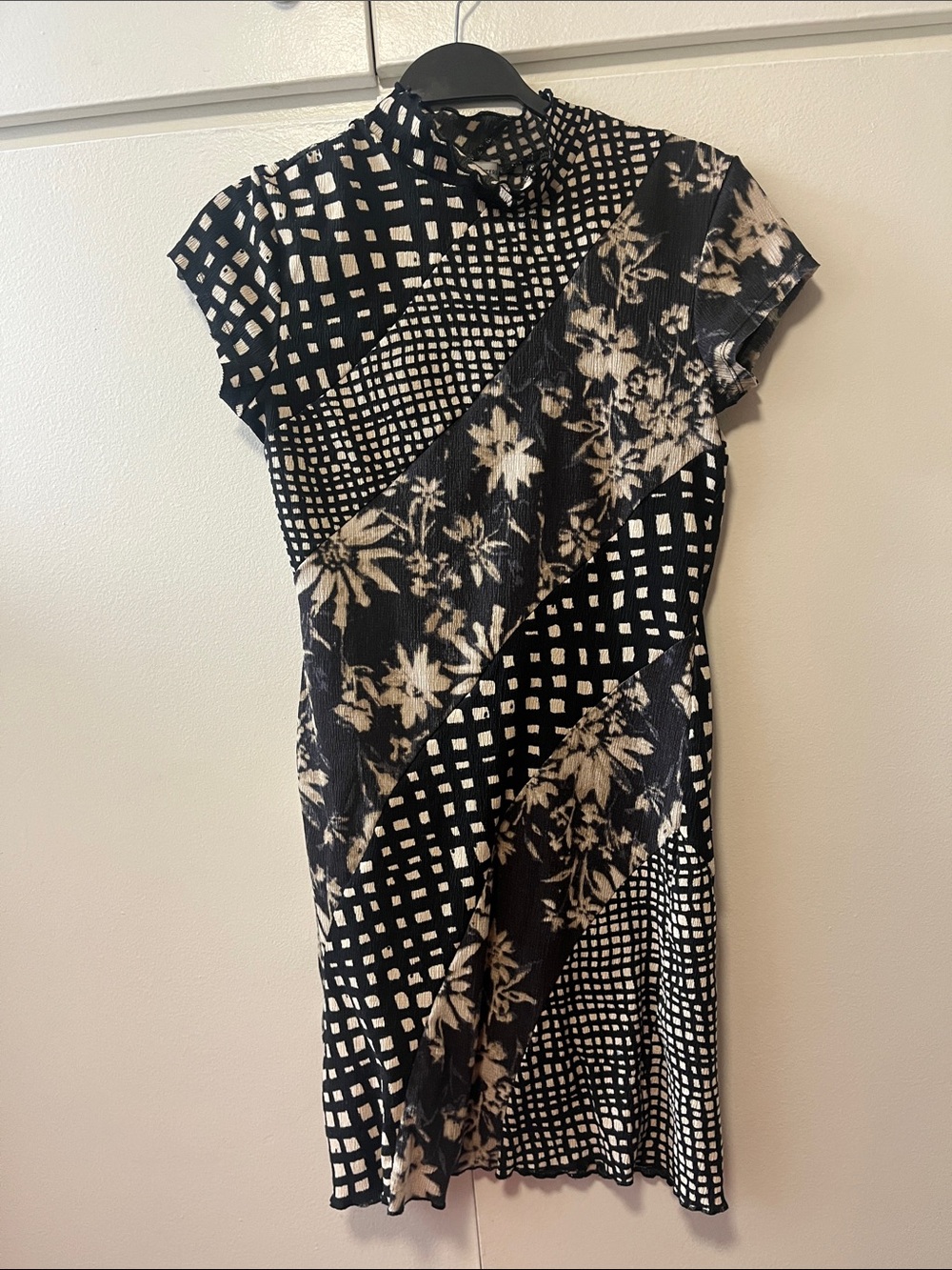 URBAN OUTFITTERS sz S Black & Cream Mixed Mini Dress- THIN MATERIAL 4 summer!!